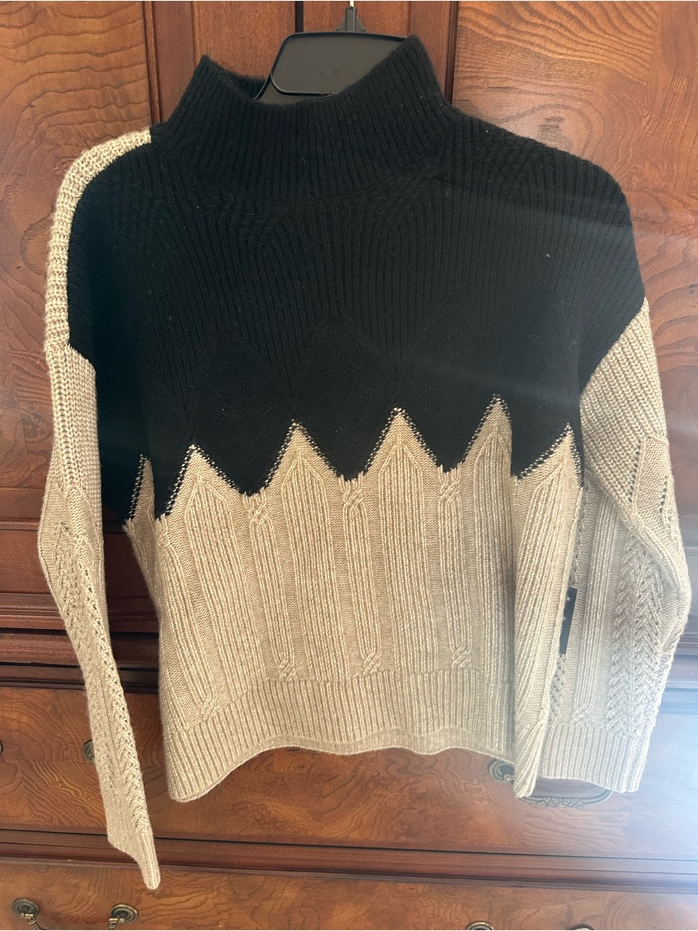 Simply Vera Vera Wang Black and Beige Colorblock Turtleneck Sweater